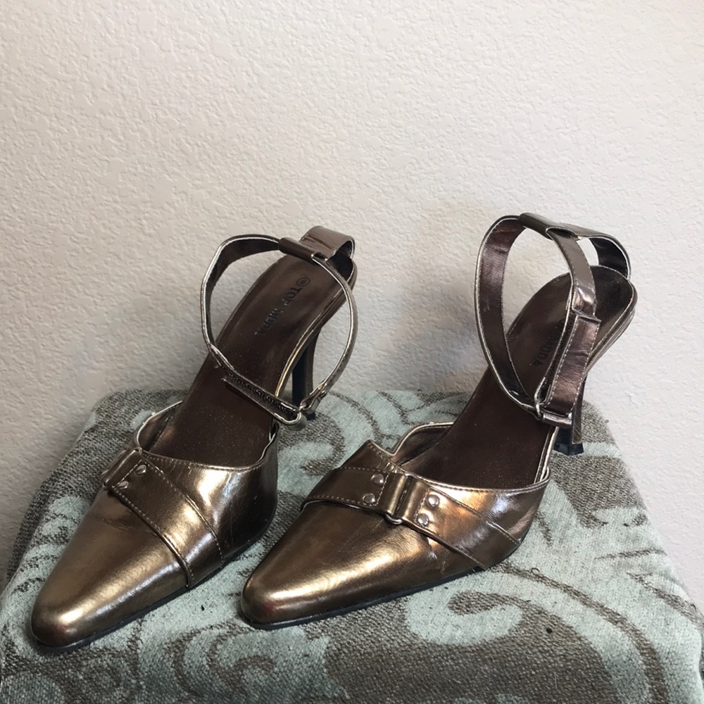 Shoes by Top Moda